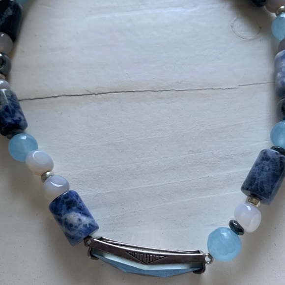 Silpada blue glass and bead stretch bracelet - Picture 3 of 5